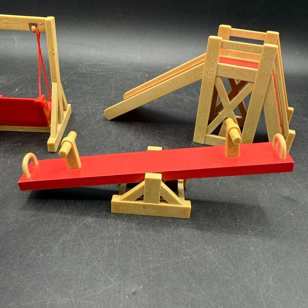 Vintage Tomy Calico Critters Sylvanian Families Playground Set Red Tan
